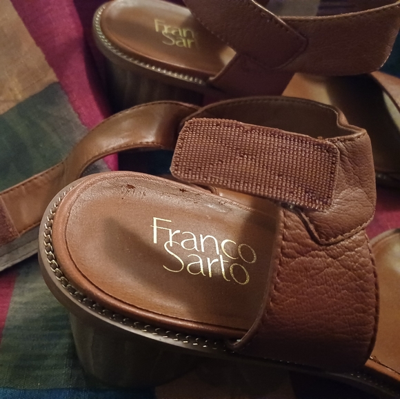 Shoes - Picture 2 of 5